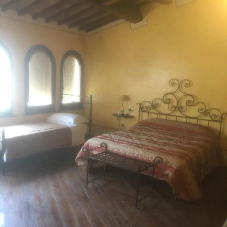 Camere Della Vecchia Posta Trevi Eksteriør billede