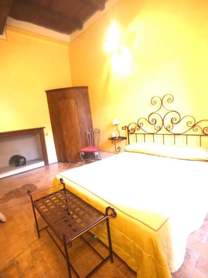 Camere Della Vecchia Posta Trevi Eksteriør billede