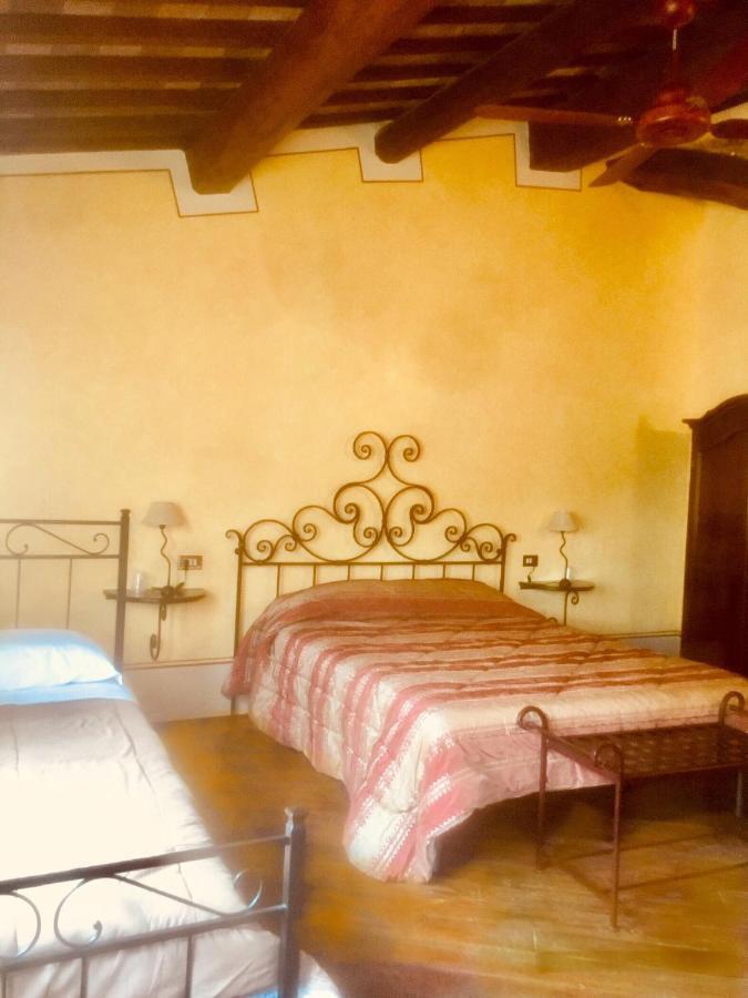 Camere Della Vecchia Posta Trevi Eksteriør billede