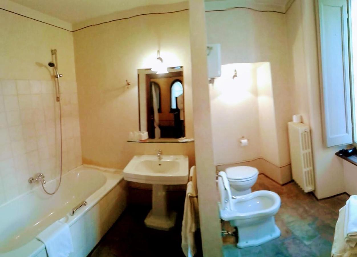 Camere Della Vecchia Posta Trevi Eksteriør billede